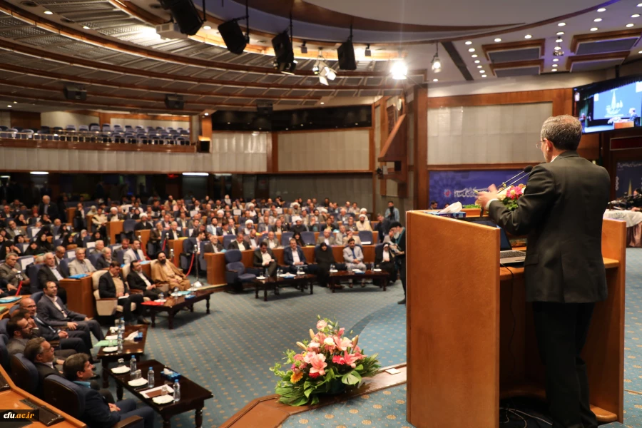 دکتر طاهری نیا بیان کرد:

نکوداشت یکصد سال تربیت معلم در ایران منجر به جریان سازی در جامعه می شود 2