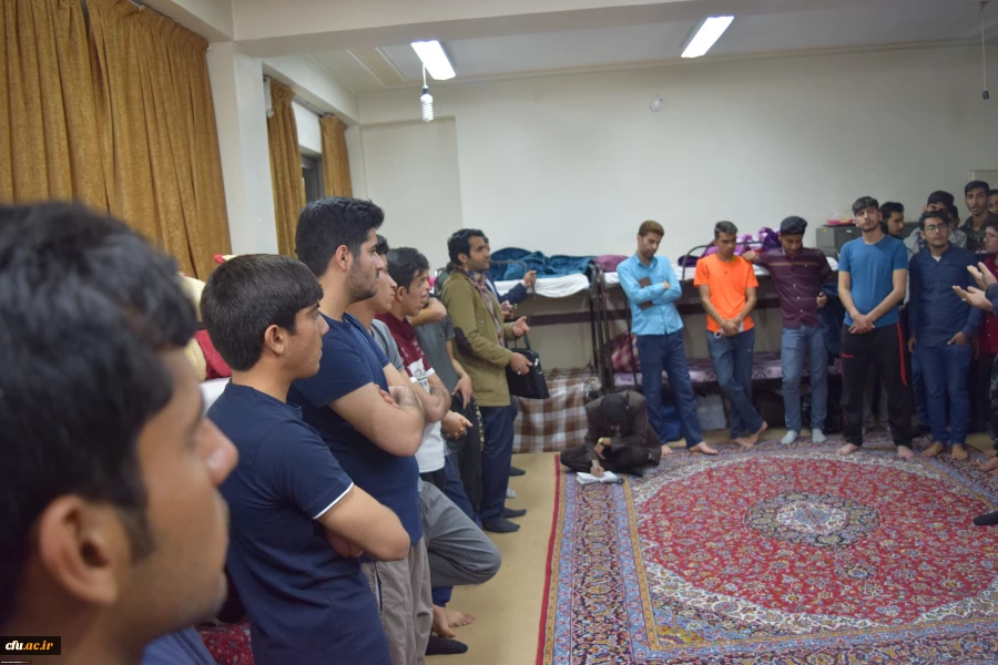 همزمان با هفته سراهای دانشجویی  استان چهارمحال و بختیاری صورت گرفت:

بازدید سرزده مدیرکل دانشجویی دانشگاه فرهنگیان از سرای دانشجویی پردیس بحرالعلوم استان چهارمحال و بختیاری 5