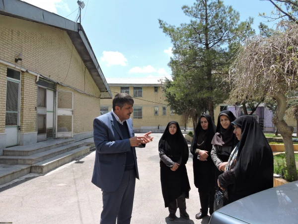 به مناسبت بزرگداشت هفته سراهای دانشجویی: 

حضور مشاور رییس دانشگاه فرهنگیان در امور بانوان در پردیس شهید باهنر دانشگاه فرهنگیان استان چهارمحال و بختیاری 2