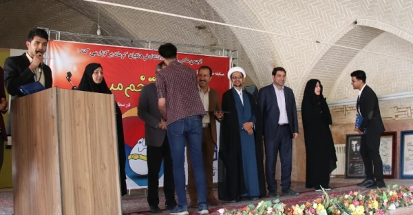 تیم نیک از پردیس شهید باهنر دانشگاه فرهنگیان کرمان در مسابقه نجات تخم مرغ به مقام قهرمانی دست یافت.