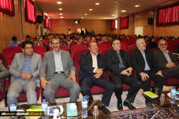 به مناسبت هفته سراهای دانشجویی در استان خراسان شمالی مدیر کل امور حقوقی دانشگاه عنوان کرد:

سعادت و شقاوت هر جامعه در گرو معلمی است 2