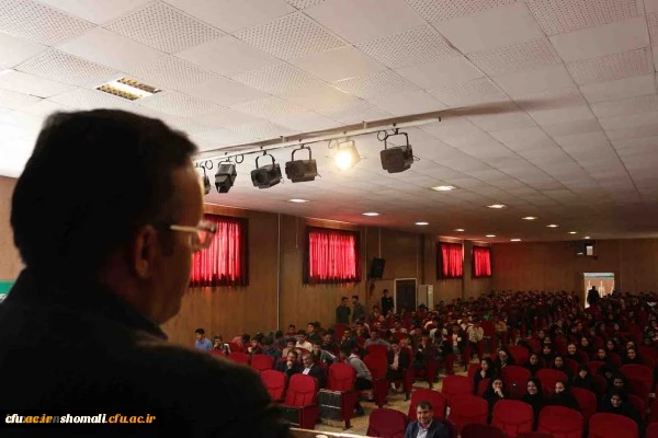 به مناسبت هفته سراهای دانشجویی در استان خراسان شمالی مدیر کل امور حقوقی دانشگاه عنوان کرد:

سعادت و شقاوت هر جامعه در گرو معلمی است 2