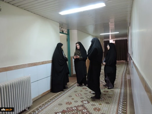 به مناسبت بزرگداشت هفته سراهای دانشجویی:
حضور مشاور رییس دانشگاه فرهنگیان در امور بانوان در پردیس شهید باهنر دانشگاه فرهنگیان استان چهارمحال و بختیاری
 3