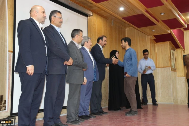 مدیرکل فرهنگی دانشگاه فرهنگیان در اختتامیه مرحله کشوری جشنواره فرهنگی دانشجومعلمان:

رسالت اصلی دانشگاه فرهنگیان تربیت نیروی انسانی کیفی است. 2