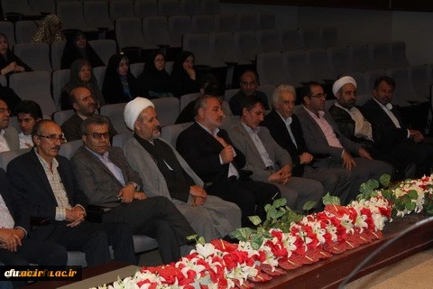 به مناسبت هفته آموزش وبزرگداشت مقام معلم برگزارشد: همایش تجلیل ازاساتید دانشگاه فرهنگیان استان قزوین 5