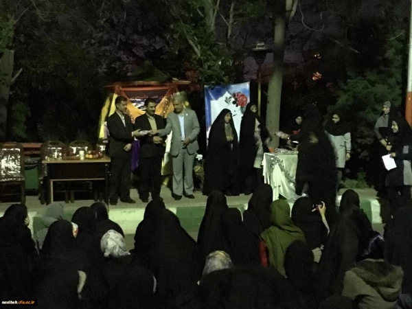 دورهمی صمیمانه دانشجویی با حضوردکترعلی نژاد معاونت محترم دانشجویی دانشگاه فرهنگیان 4