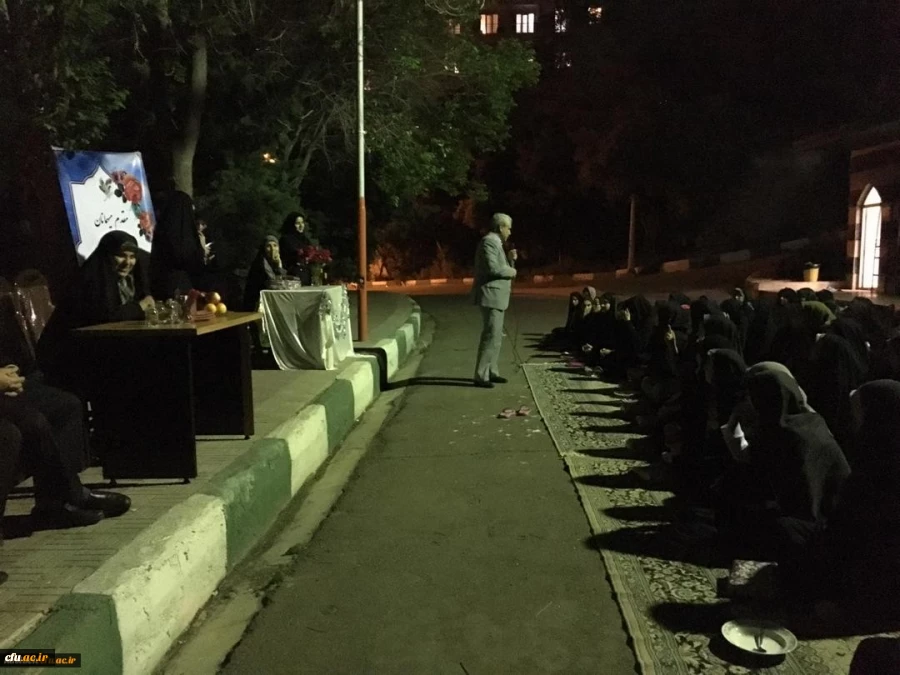 دورهمی صمیمانه دانشجویی با حضوردکترعلی نژاد معاونت محترم دانشجویی دانشگاه فرهنگیان 5