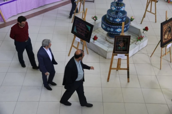 در دهه سرآمدی آموزش انجام شد:

برگزاری نمایشگاه دستاوردهای آموزشی در دانشگاه فرهنگیان یزد
 14