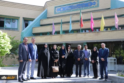با حضور مدیر کل برنامه ریزی درسی و آموزشی سازمان مرکزی دانشگاه در اصفهان انجام شد:

بازدید از مدارس مجری کارورزی و پردیس های دانشگاه فرهنگیان اصفهان