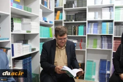Prof. Khanifar visited Tehran International Book Fair