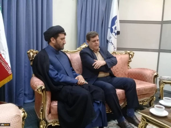 Prof. Khanifar visited Tehran International Book Fair