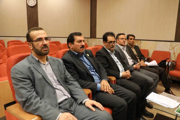 دکتر خنیفر در جلسه هم اندیشی با اعضاء هیات علمی پیمانی:

تشکیل جلسه و پیگیری مطالبات اعضای هیات علمی با رویکرد حل مسئله و ارائه راه حل است 3