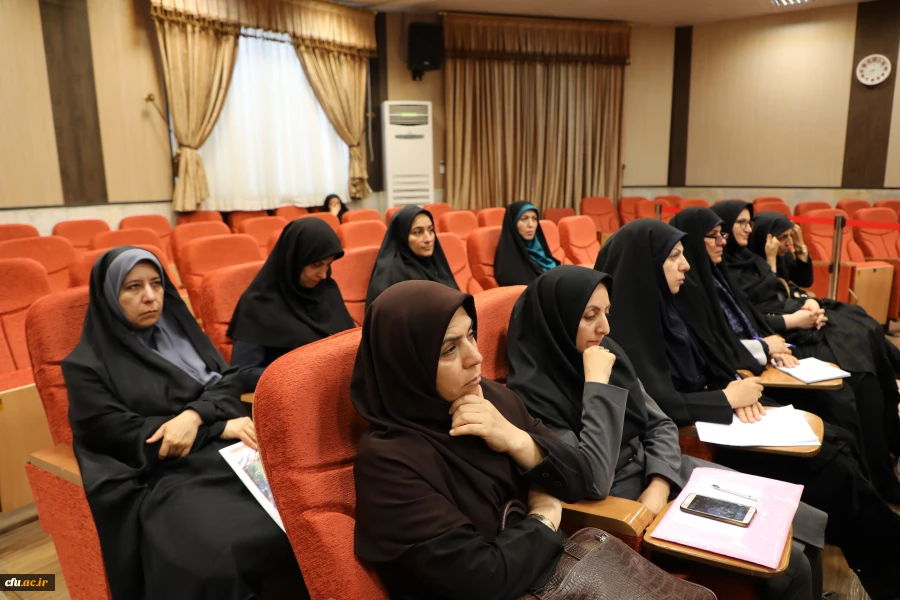 دکتر خنیفر در جلسه هم اندیشی با اعضاء هیات علمی پیمانی:

تشکیل جلسه و پیگیری مطالبات اعضای هیات علمی با رویکرد حل مسئله و ارائه راه حل است 5