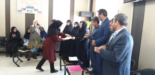 دیدار سرپرست امور پردیس های دانشگاه فرهنگیان استان قزوین به همراه مسئولین آموزش وپرورش استان ازدبستان شرافت 6