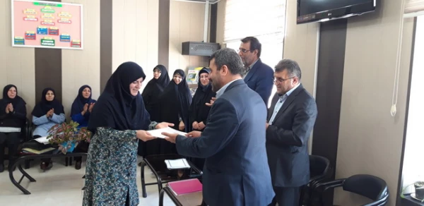 دیدار سرپرست امور پردیس های دانشگاه فرهنگیان استان قزوین به همراه مسئولین آموزش وپرورش استان ازدبستان شرافت 9