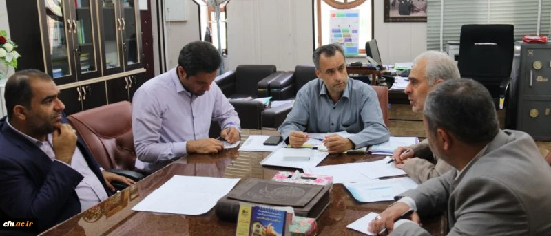 نشست مدیران گروه استان یزد با سرپرست پردیس های استانی
 2