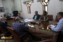 نشست سرپرستان شبانه روزی پردیس شهیدان پاک نژاد یزد با مدیر استان
 6