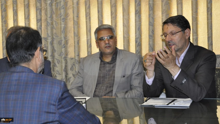 انعقاد تفاهم نامه همکاری میان دانشگاه فرهنگیان خراسان رضوی و دانشگاه علوم پزشکی مشهد