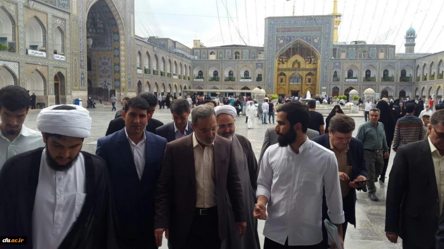 حضور رئیس دانشگاه فرهنگیان کشور در کنار مزار شهید هاشمی نژاد در مشهد مقدس 2