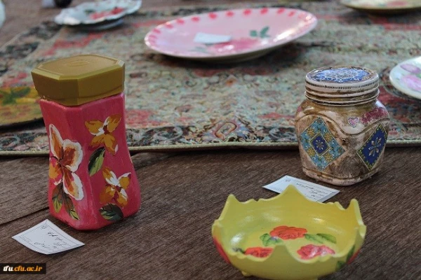 افتتاح دو نمایشگاه از فعالیت ها و دست ساخته های دانشجومعلمان در دو پردیس