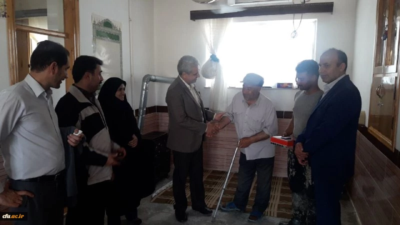 معاون دانشجویی دانشگاه فرهنگیان در پی کمک رسانی و خدمت رسانی به سیل زدگان خبر داد:

با همکاری صندوق رفاه دانشجویی وزارت علوم پرداخت وام 2 میلیون تومانی به دانشجو معلمان سیل زده 2