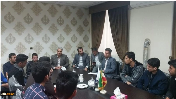 معاون دانشجویی دانشگاه فرهنگیان در پی کمک رسانی و خدمت رسانی به سیل زدگان خبر داد:

با همکاری صندوق رفاه دانشجویی وزارت علوم پرداخت وام 2 میلیون تومانی به دانشجو معلمان سیل زده 2