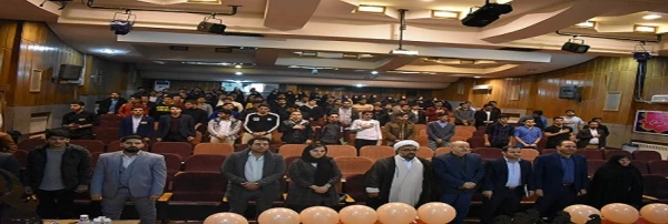 اختتامیه دومین جشنواره ادبی هیهات درپردیس حکیم فردوسی برگزارشد
 2