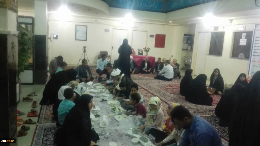 دیدار دکتر جرفی سرپرست مدیریت امور پردیس های استان خوزستان و هیأت همراه با خانواده شهید مدافع حرم (سید داود نریمیسا ) در سالروز تولد شهید