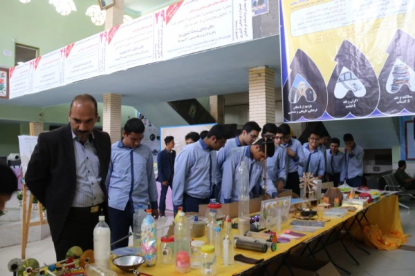 بازدید دانش آموزان مدارس متوسطه از دانشگاه فرهنگیان یزد
 6