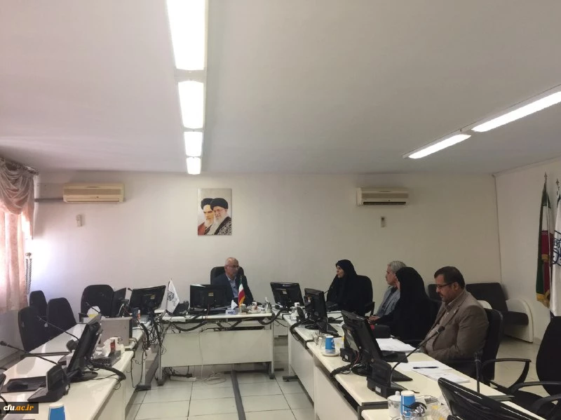 در نشست معاون دانشجویی دانشگاه با دکتر صدیقی معاون وزیر علوم عنوان شد:

سازمان امور دانشجویان در صدد است با استفاده از فضاها و امکانات دانشگاه های وزارت علوم در جهت تحقق اهداف دانشگاه فرهنگیان و افزایش سطح خدمات رسانی به دانشجومعلمان گام موثری بردارد.  