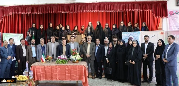 رییس دانشگاه فرهنگیان در بازدید از مدرسه شهید زیوری منطقه2 تهران به مناسبت روز کارورزی:
رسالت معلم در برهه حساس کنونی پاشیدن بذر نشاط و امید در میان دانش آموزان است 2