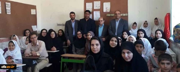 در جهت تقویت درس کارورزی  برگزار شد:
بازدید دانشجویان ومسؤولان دانشگاه فرهنگیان استان زنجان از روستاهای چهرآباد، ازبر و دولاناب از توابع شهرستان زنجانرود 2