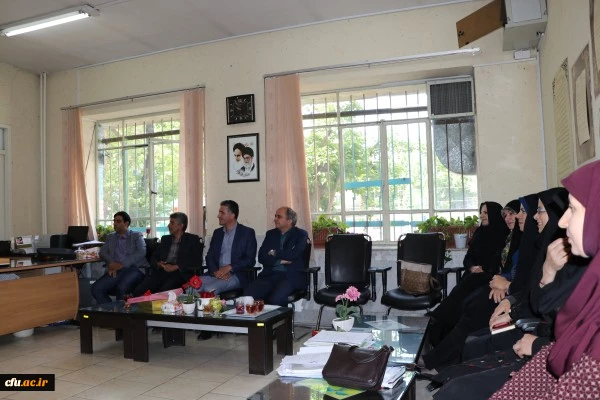 با حضور مدیر کل برنامه ریزی درسی و آموزشی سازمان مرکزی دانشگاه در اصفهان انجام شد:
بازدید از مدارس مجری کارورزی و پردیس های دانشگاه فرهنگیان اصفهان 2