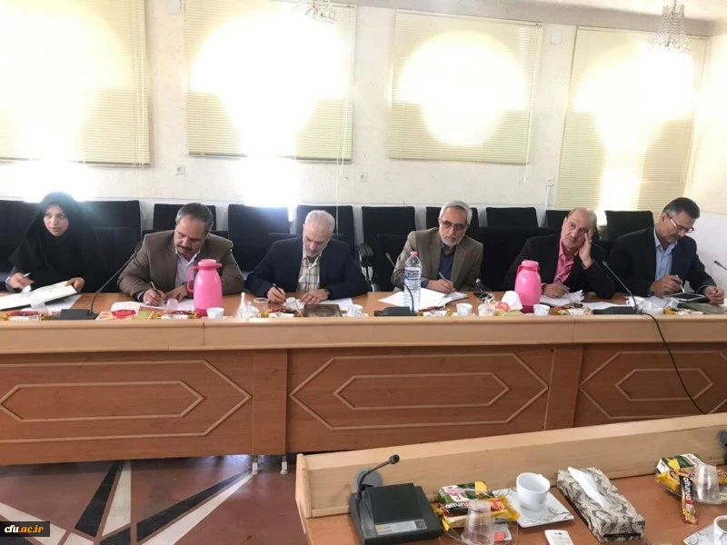 نشست تخصصی اساتید و نومعلمان برتر در دانشگاه فرهنگیان یزد
 3