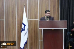 معاون سیاسی امنیتی استانداری زنجان در مراسم هفته سرآمدی در دانشگاه فرهنگیان :
دانشگاه فرهنگیان،دانشگاهی، که می تواند انسان هایی را پرورش دهد که هم واجد نوآوری و بداعت باشند و هم بتوانند این شاخصه را در نسل آینده پرورش دهند. 2