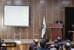 معاون سیاسی امنیتی استانداری زنجان در مراسم هفته سرآمدی در دانشگاه فرهنگیان :
دانشگاه فرهنگیان،دانشگاهی، که می تواند انسان هایی را پرورش دهد که هم واجد نوآوری و بداعت باشند و هم بتوانند این شاخصه را در نسل آینده پرورش دهند. 2