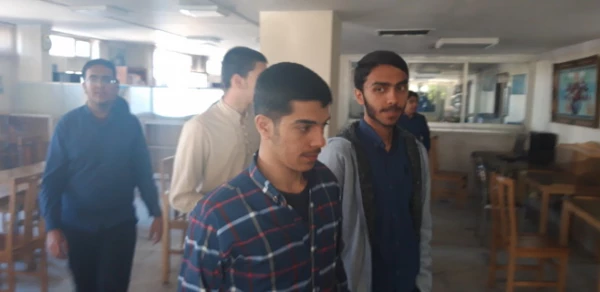 بازدیددانش آموزان دبیرستان علامه جعفری از پردیس شهیدرجایی قزوین به مناسبت طرح روز دانشگاه بدون حصار 4