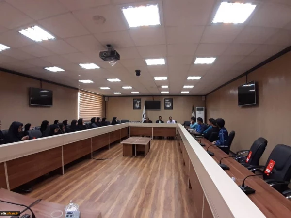 پنل نقش اجتماعی و تربیتی معلم در دانشگاه فرهنگیان هرمزگان برگزار شد.لم در دانشگاه فرهنگیان هرمزگان برگزار شد. 

 3