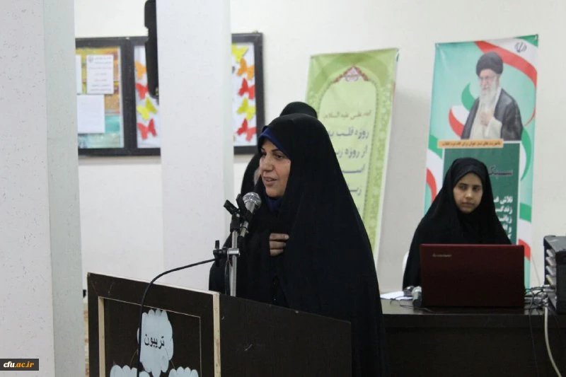 معاون دانشجویی دانشگاه  در  بازدید از فرایند انتخابات شوراهای صنفی استان قم خطاب به دانشجومعلمان سراسر کشور:

انتخابات شورای صنفی جلوه ای مهم از مشارکت دانشجو معلمان است. 2