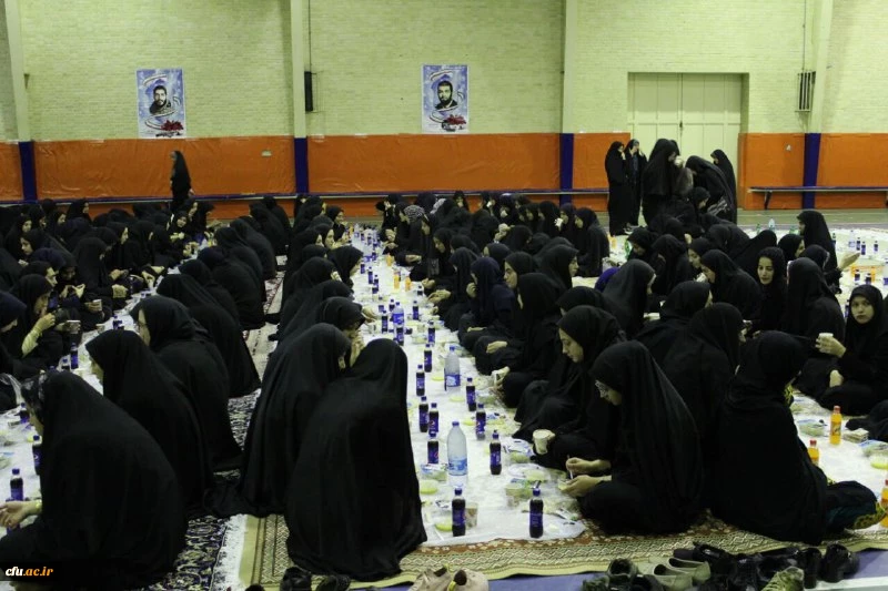 معاون دانشجویی دانشگاه در بازدید از فرایند انتخابات شوراهای صنفی استان قم خطاب به دانشجومعلمان سراسر کشور:

انتخابات شورای صنفی جلوه ای مهم از مشارکت دانشجو معلمان است.
 4