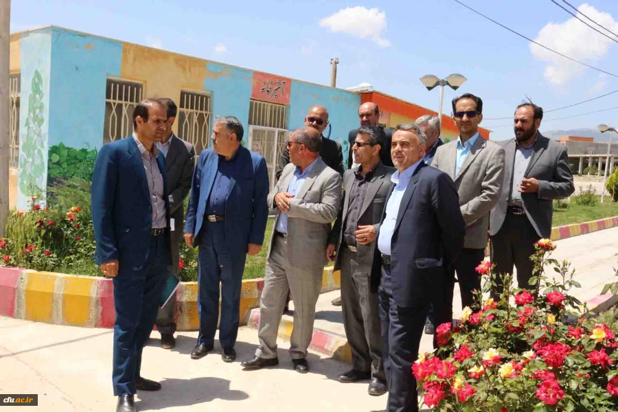 بازدید رئیس سازمان مدیریت و برنامه ریزی خراسان شمالی از دانشگاه فرهنگیان استان
 4
