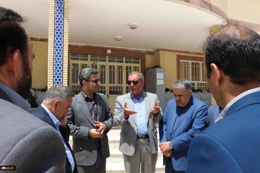 بازدید رئیس سازمان مدیریت و برنامه ریزی خراسان شمالی از دانشگاه فرهنگیان استان
 11