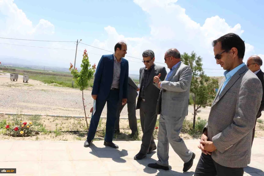 بازدید رئیس سازمان مدیریت و برنامه ریزی خراسان شمالی از دانشگاه فرهنگیان استان
 14