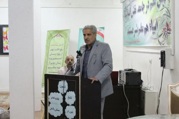 مدیرکل برنامه ریزی، خدمات و رفاه دانشجویی در بازدید از فرایند انتخابات شوراهای صنفی در استان قم:

ارتباط نزدیک تر اعضای شورای صنفی با دانشجویان و هماهنگی و تعامل با مسئولین در پیگیری و رفع دغدغه ها و خواسته های رفاهی و صنفی  2