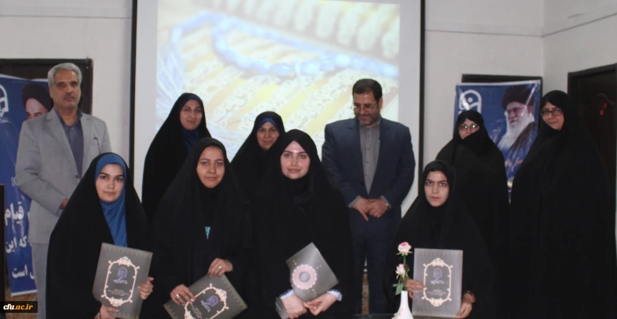 بازدید معاون دانشجویی دانشگاه از فرایند انتخابات شوراهای صنفی استان قم