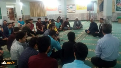 دیدار صمیمی مدیر و معاون دانشگاه فرهنگیان خراسان رضوی با دانشجویان پردیس شهید بهشتی