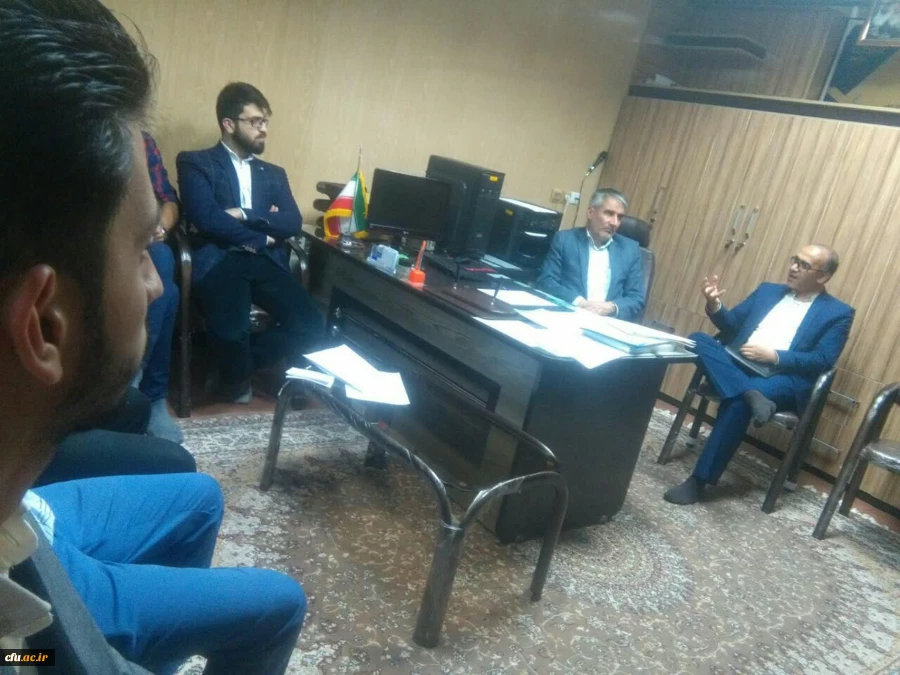 بازدید شورای صنفی پردیس شهید باهنر اصفهان  از مرکز شهید آیت نجف آباد