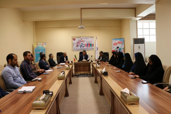 تجلیل و تقدیر از رابطین روابط عمومی پردیس ها و مراکز