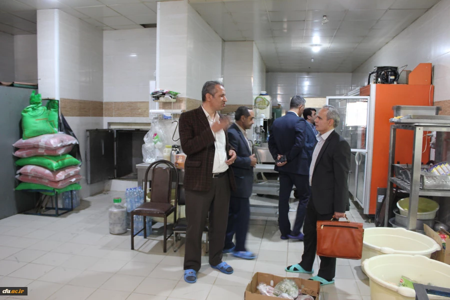 با حضور نمایندگانی از حراست، حقوقی و امور مالی سازمان مرکزی در پردیس شهید مقصودی همدان انجام شد:
برگزاری مناقصه واگذاری امور خدماتی و پشتیبانی دانشگاه فرهنگیان استان همدان در بخش نیروی انسانی از طریق سامانه تدارکات الکترونیکی دولت (ستاد)