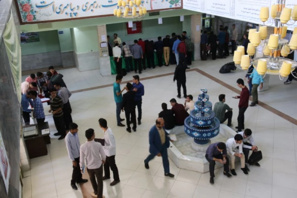 جلوه ای مهم از مشارکت دانشجو معلمان:

برگزاری انتخابات شورای صنفی دانشجومعلمان پردیس های دانشگاه فرهنگیان یزد
 6